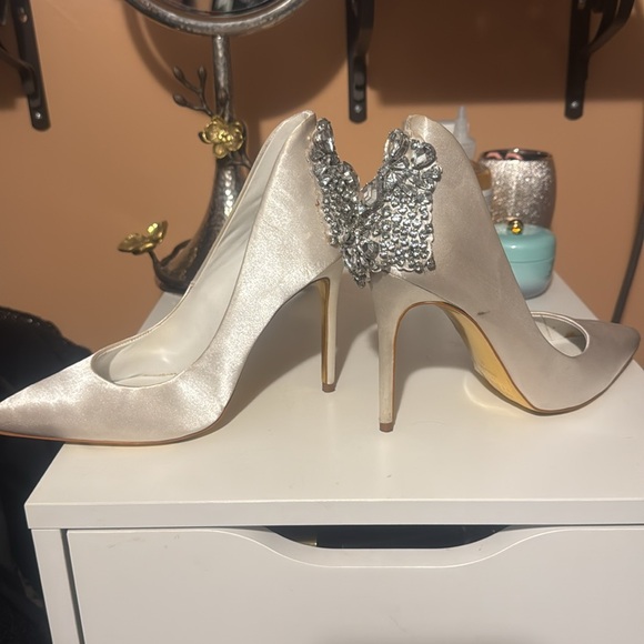 Ted Baker Rhinestone Pumps - Picture 2 of 5